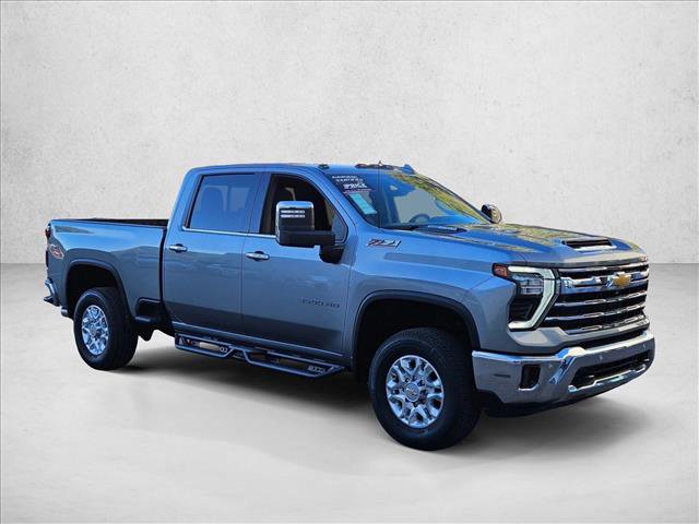 Used 2024 Chevrolet Silverado 3500 LTZ w/ LTZ Plus Package image 3