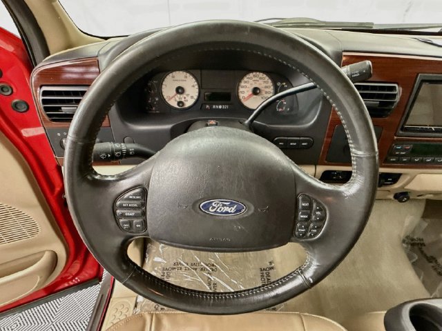Used 2005 Ford F350 Lariat AWD/4WD image 11