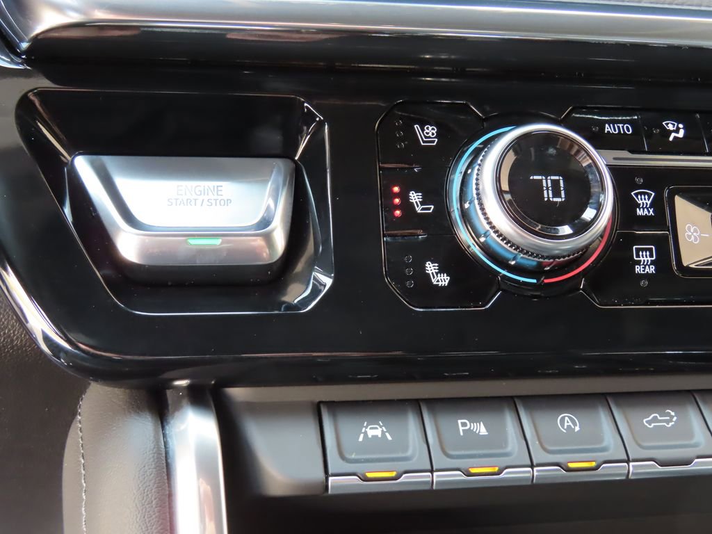 Certified 2025 GMC Sierra 1500 Denali w/ Denali Reserve Package AWD/4WD image 8