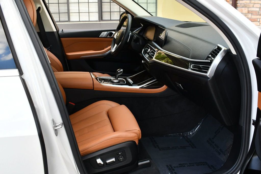 Used 2021 BMW X7 xDrive40i w/ Premium Package 2 image 50