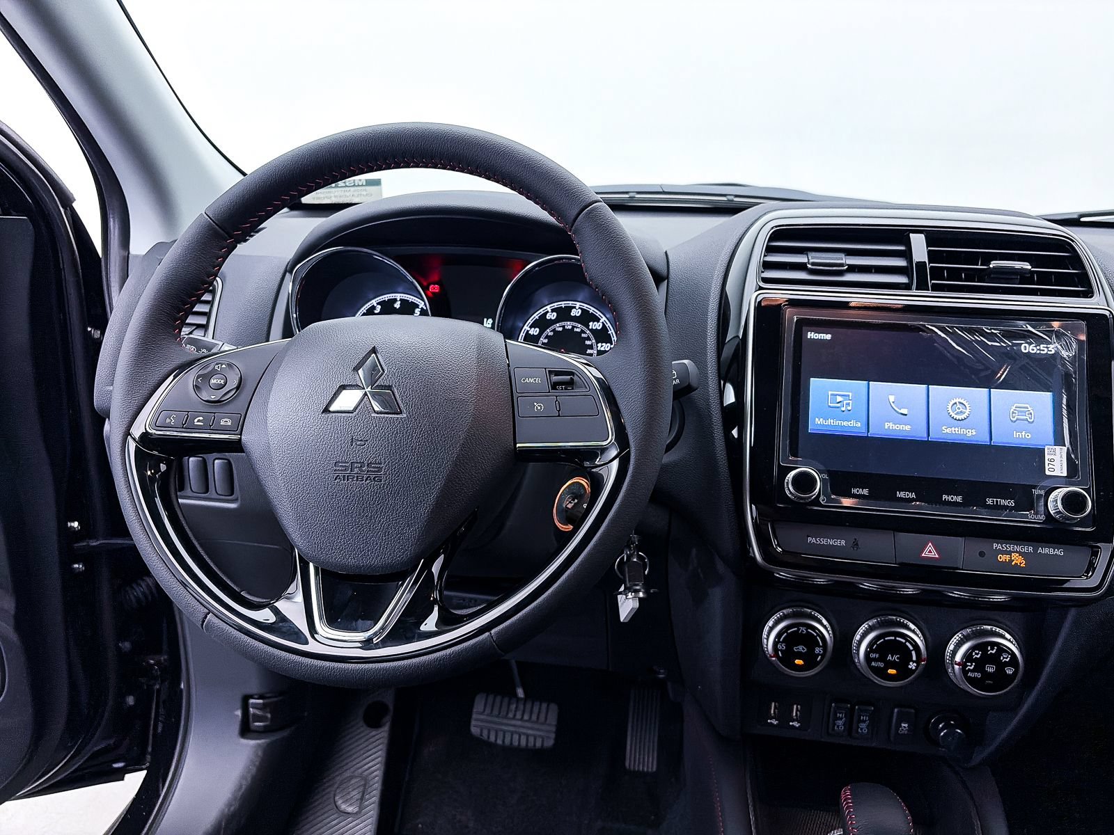 New 2026 Mitsubishi Outlander Sport LE AWD/4WD image 12