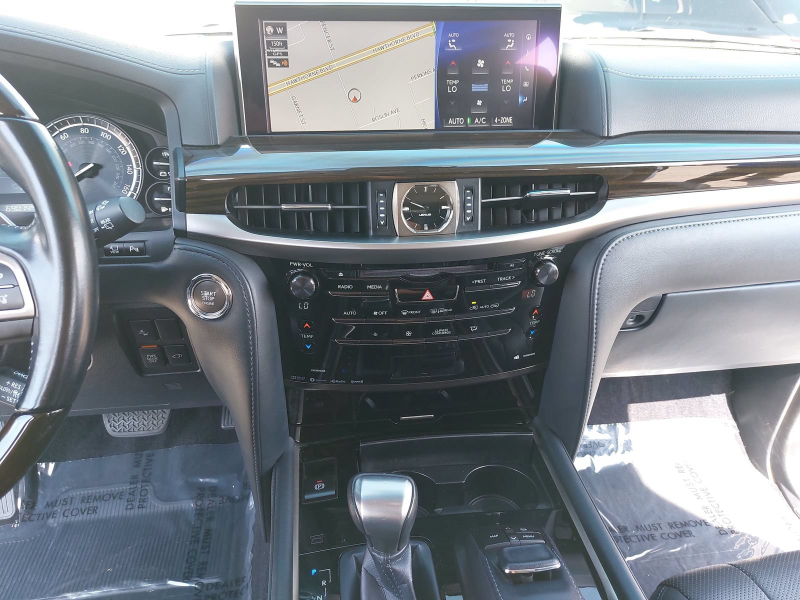 Used 2018 Lexus LX 570 4WD image 22