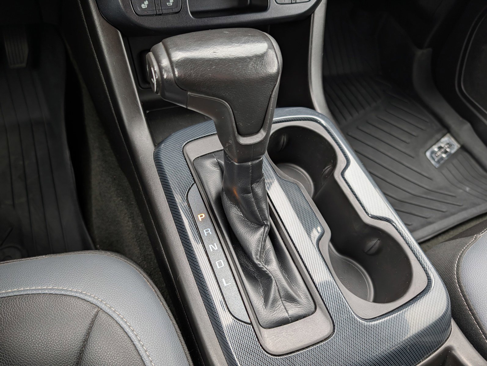 Used 2018 Chevrolet Colorado Z71 w/ Centennial Edition RWD image 31