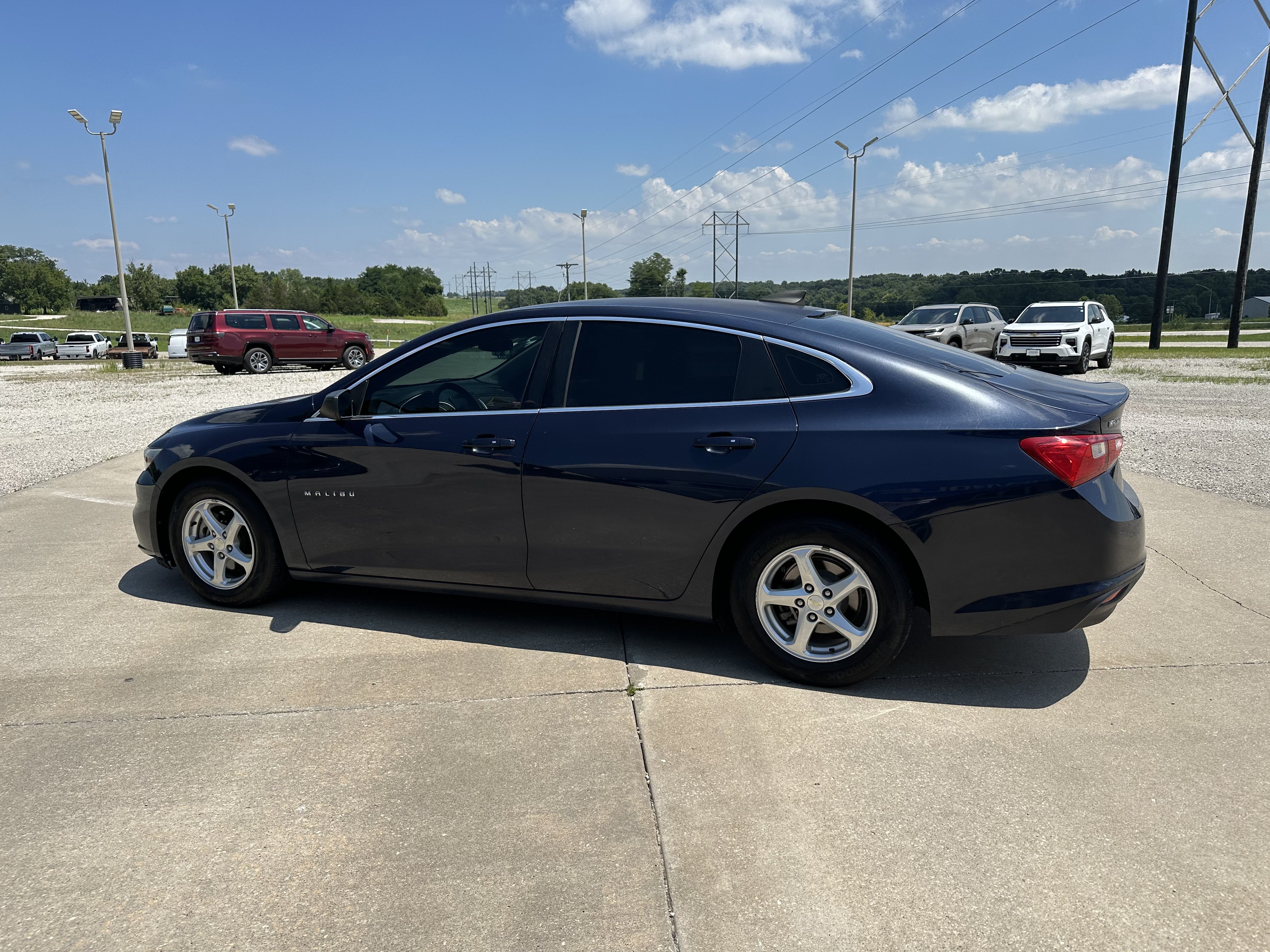 Used 2017 Chevrolet Malibu LS FWD image 5