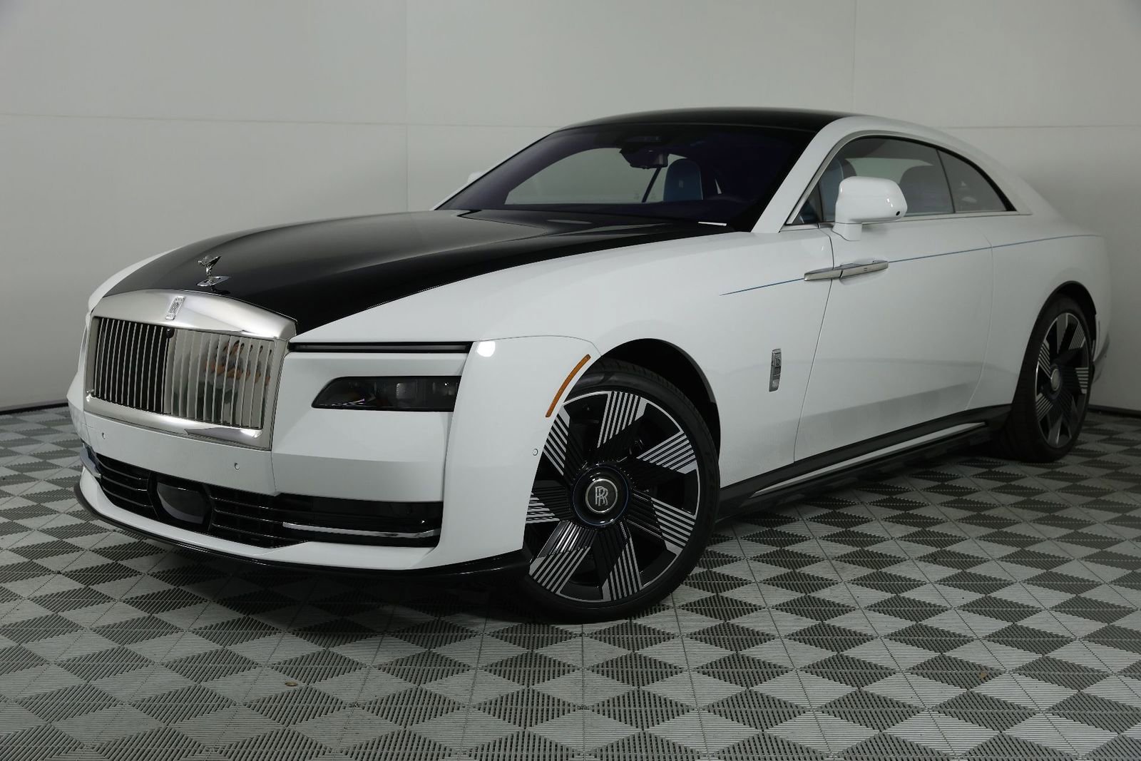 New 2025 Rolls-Royce Spectre w/ Spectre Launch Package AWD/4WD image 38