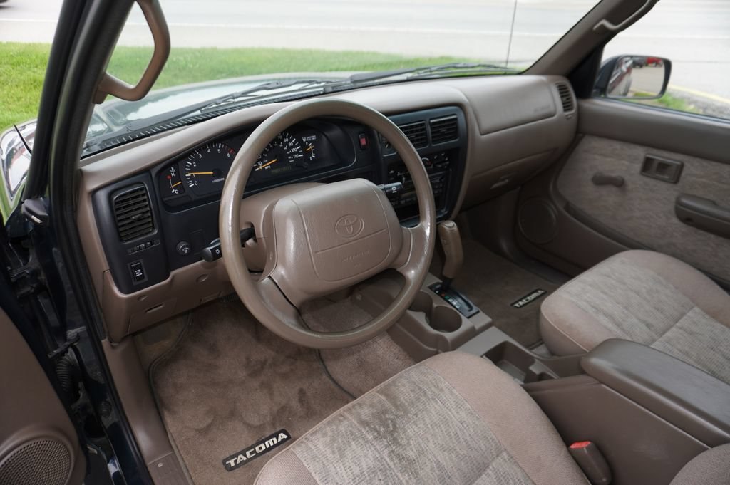Used 1998 Toyota Tacoma PreRunner RWD image 20