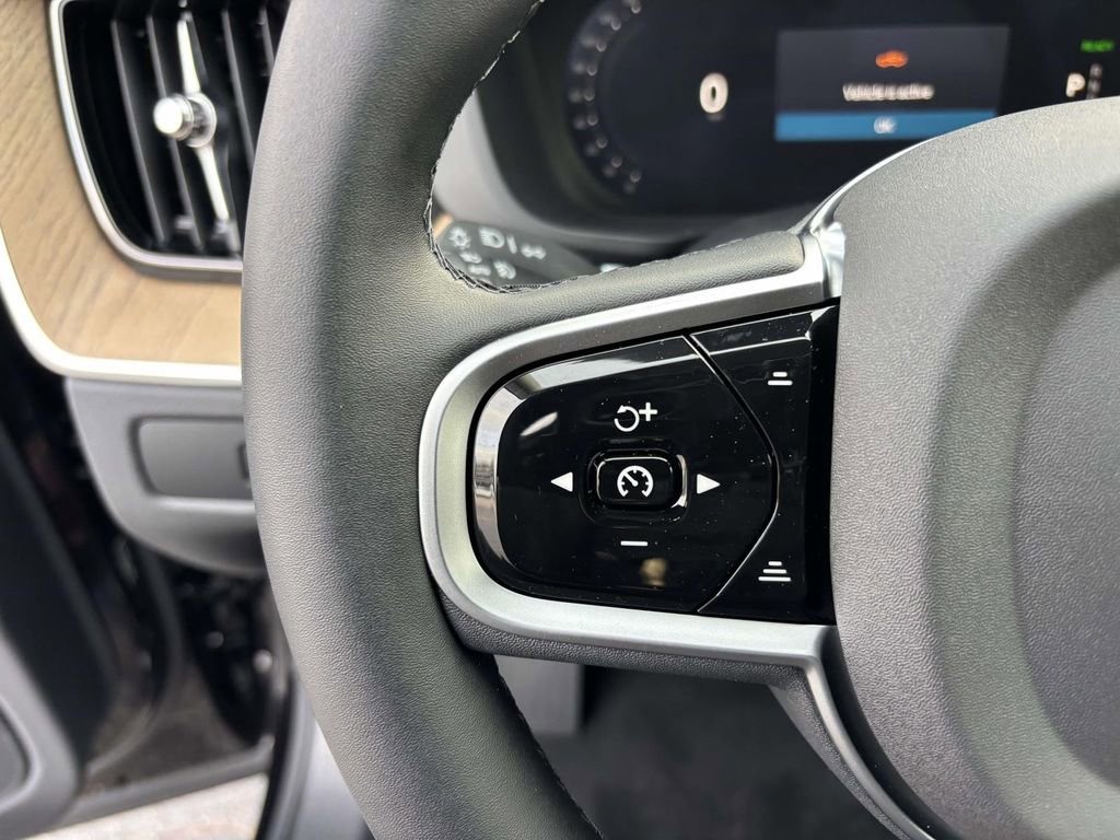 New 2026 Volvo XC60 T8 Ultra w/ Protection Package Premier image 17