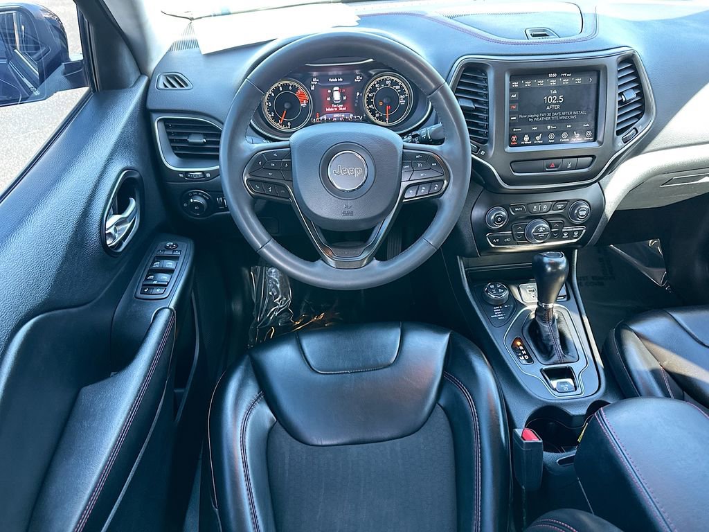Used 2022 Jeep Cherokee Trailhawk w/ Technology Group B image 21