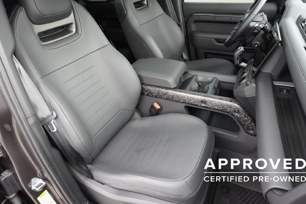 Used 2026 Land Rover Defender 110 OCTA AWD/4WD image 24