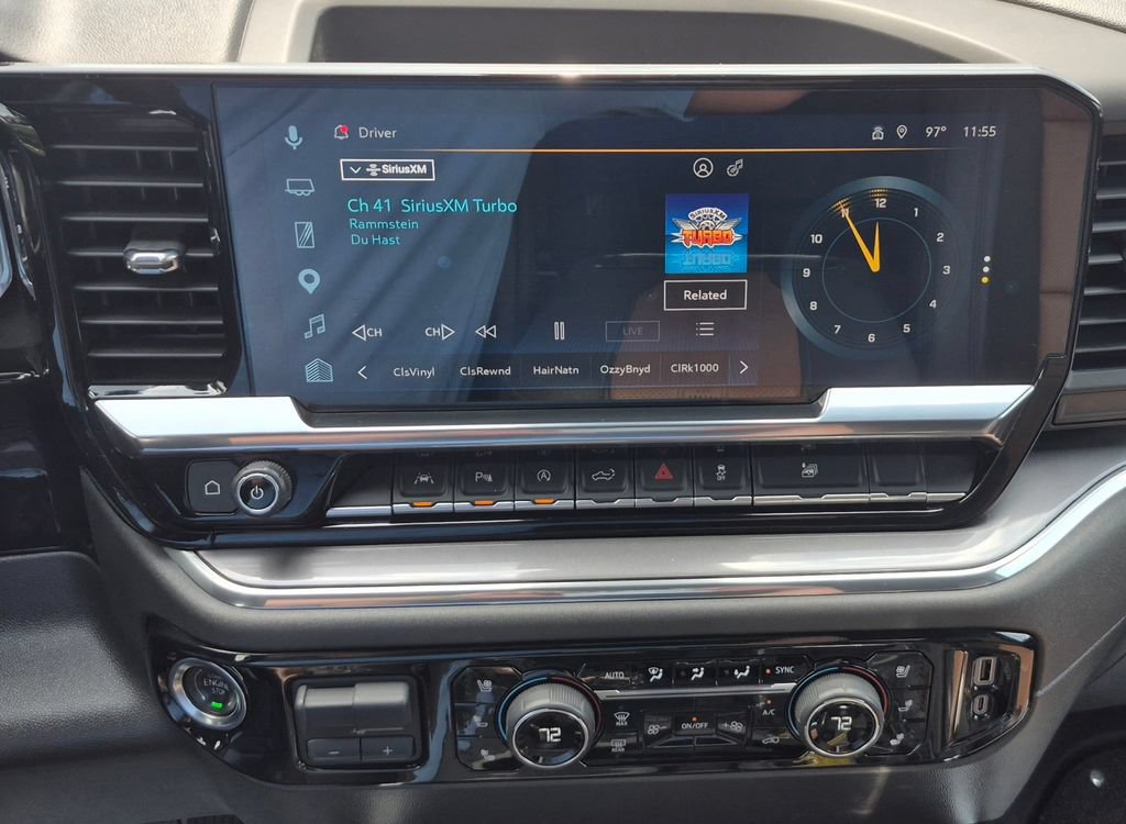 Used 2025 Chevrolet Silverado 1500 High Country w/ Technology Package AWD/4WD image 7