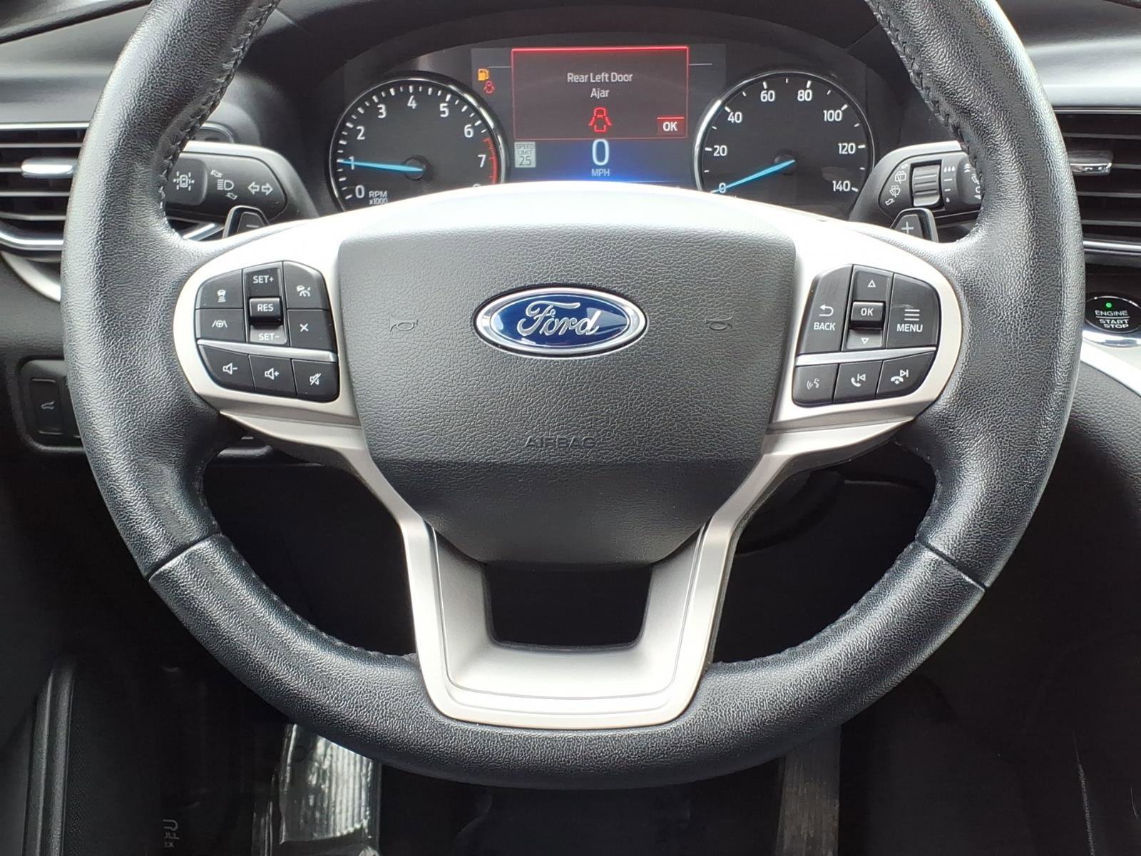 Used 2021 Ford Explorer XLT w/ Equipment Group 202A AWD/4WD image 16