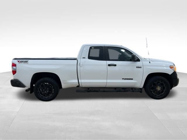 Used 2016 Toyota Tundra SR5 image 9