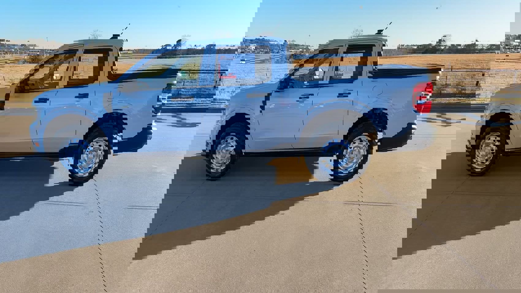 Used 2025 Ford Maverick XL w/ Equipment Group 102A image 6