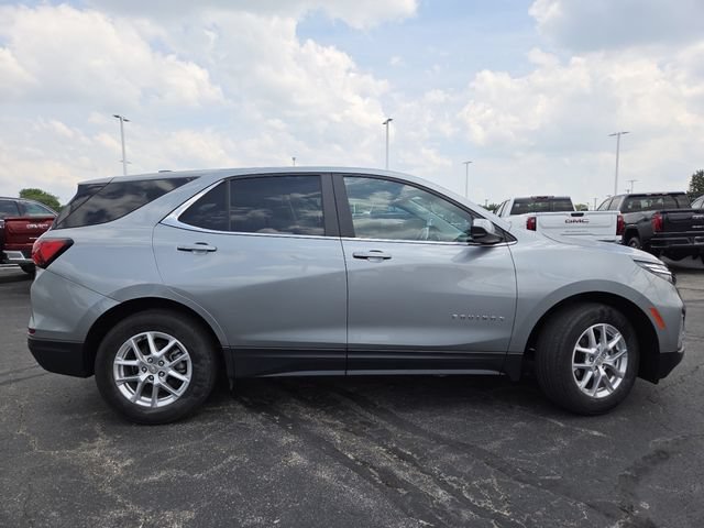 Used 2024 Chevrolet Equinox LT FWD image 16