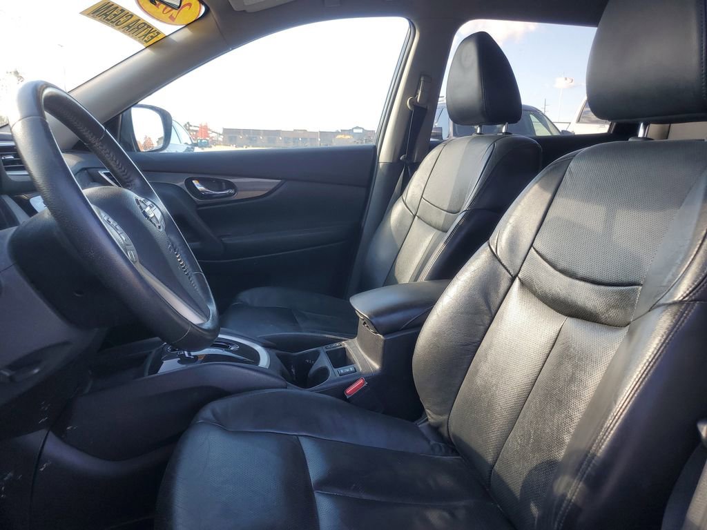 Used 2015 Nissan Rogue SL image 12