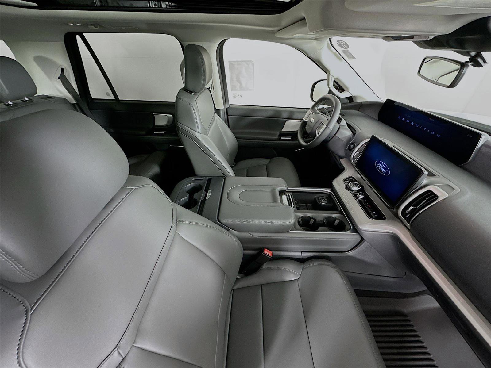 New 2026 Ford Expedition Active image 30