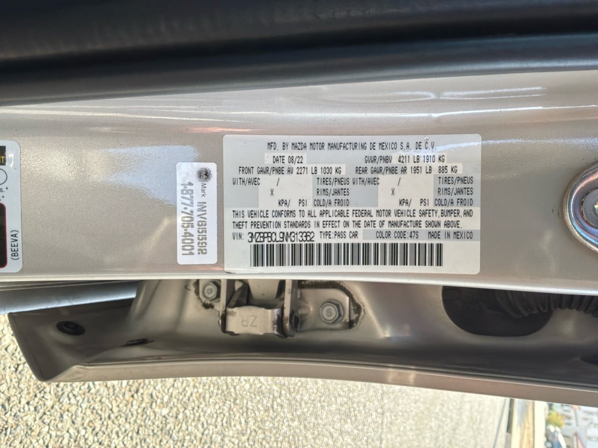 Used 2022 MAZDA MAZDA3 s AWD/4WD image 24