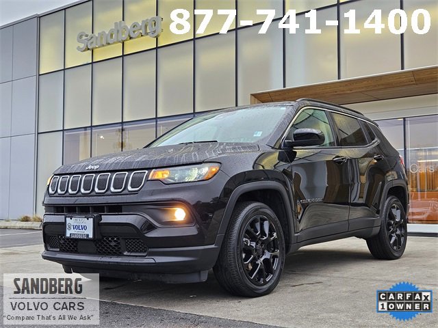 Used 2022 Jeep Compass Latitude image 1