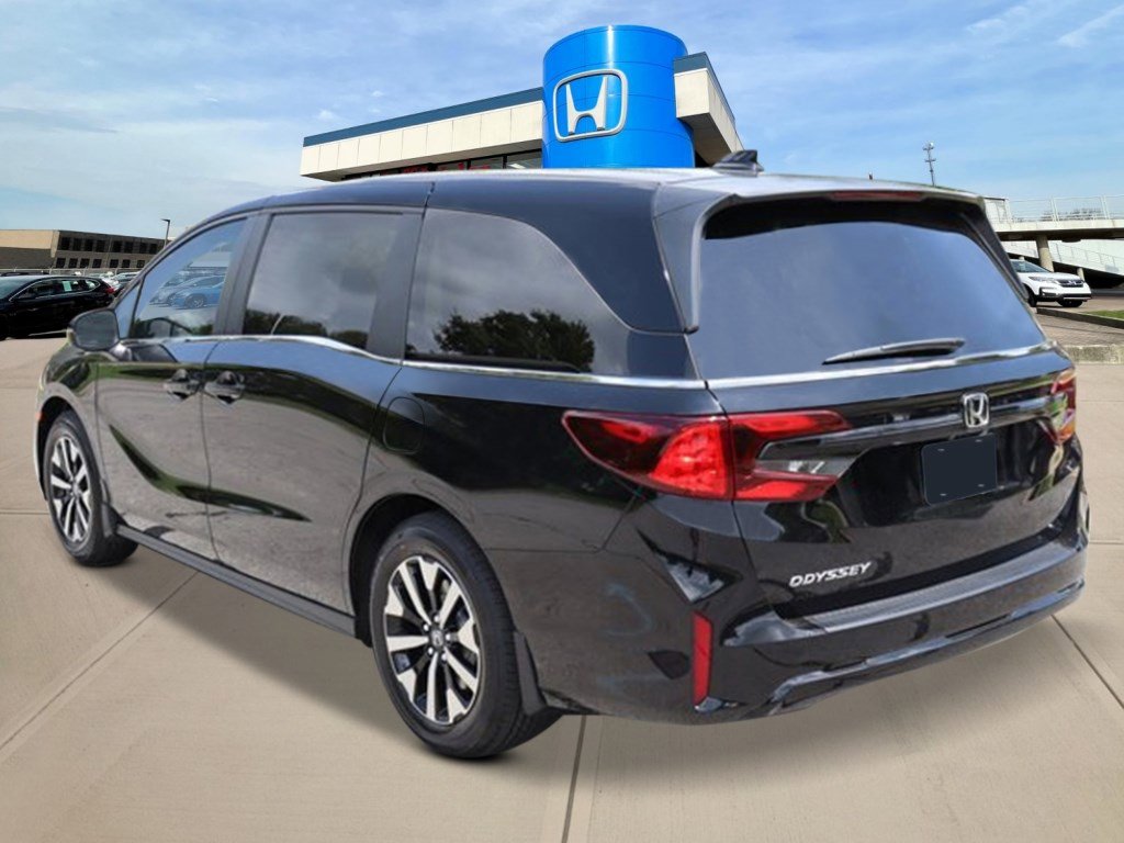 New 2026 Honda Odyssey EX-L image 3