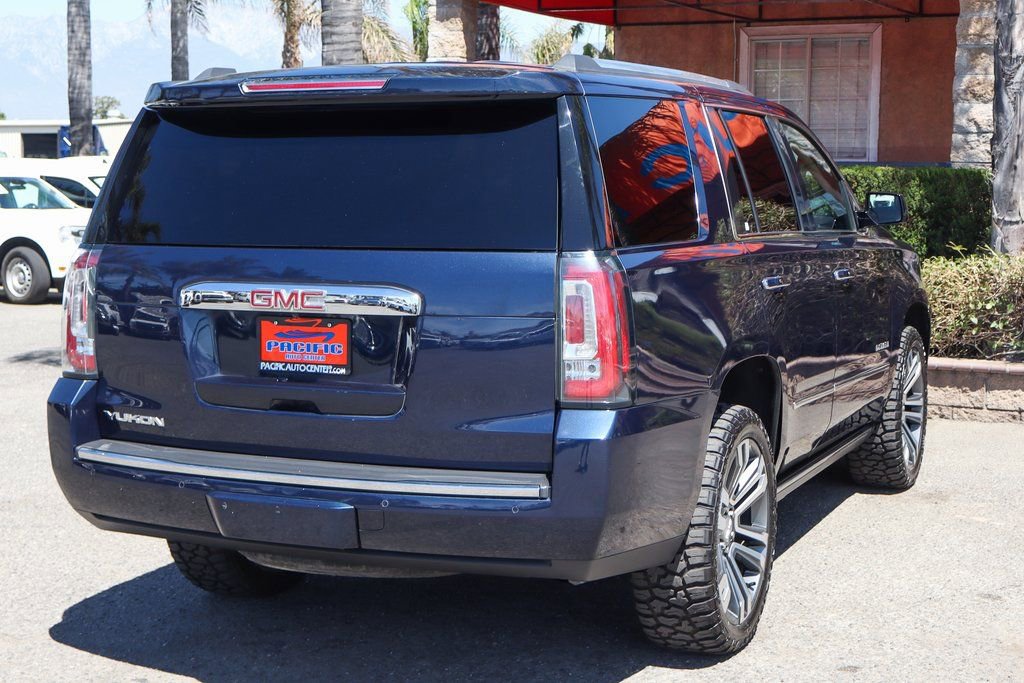Used 2018 GMC Yukon Denali w/ Denali Ultimate Package AWD/4WD image 8