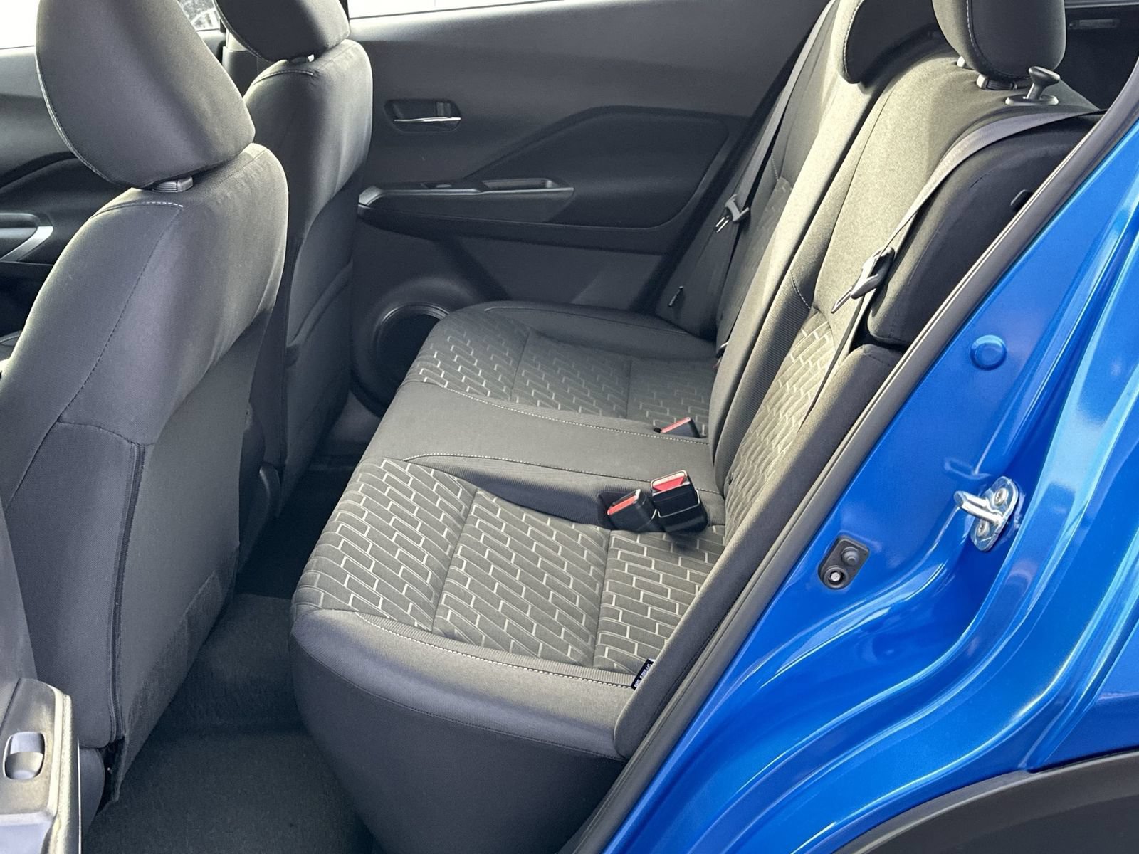 Certified 2024 Nissan Kicks SV FWD image 15