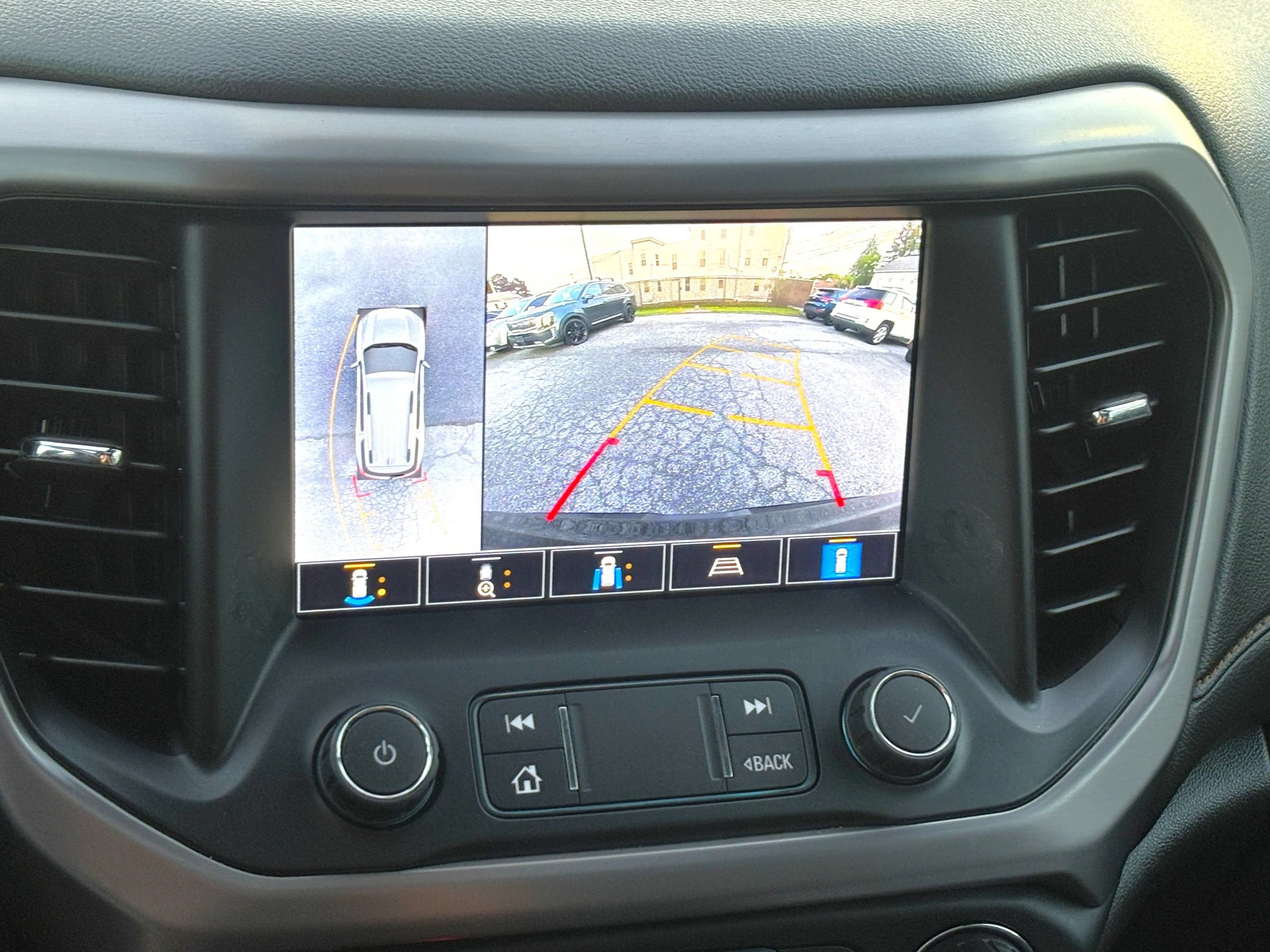 Used 2021 GMC Acadia AT4 w/ Technology Package AWD/4WD image 38