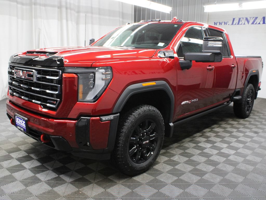Used 2025 GMC Sierra 2500 AT4 w/ Technology Package AWD/4WD image 9