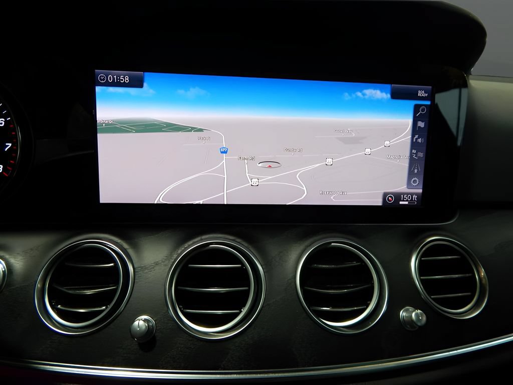 Used 2019 Mercedes-Benz E 300 4MATIC w/ Premium 1 Package image 18