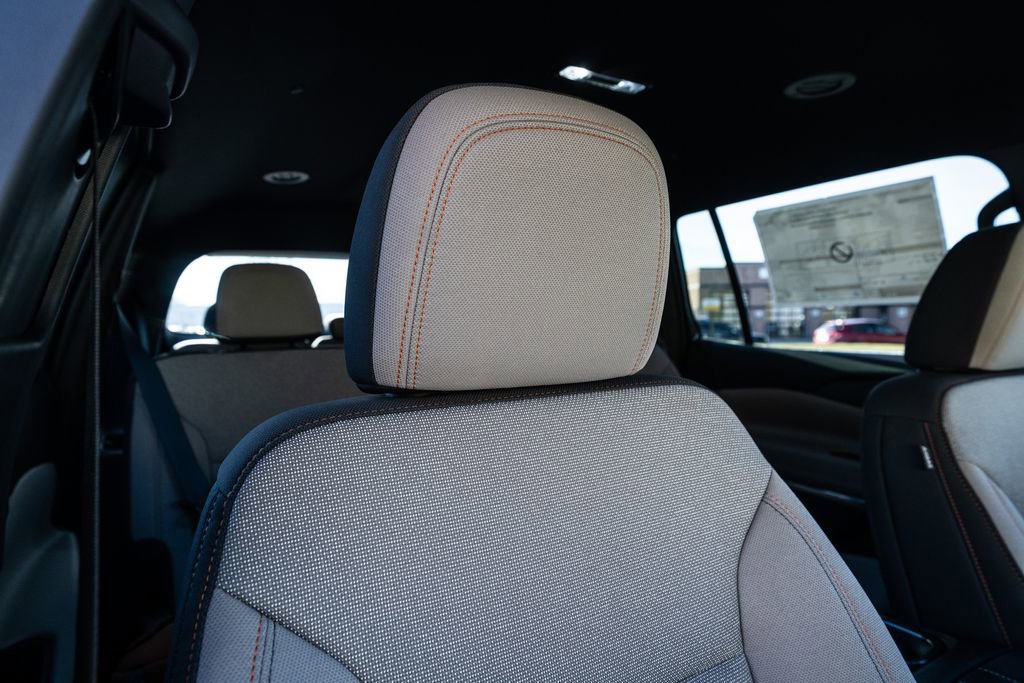 New 2026 Chevrolet Traverse LT image 15