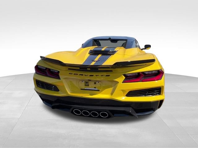 Used 2025 Chevrolet Corvette Z06 RWD image 5