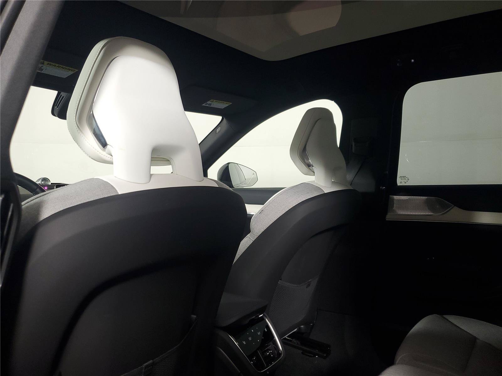 Certified 2025 Volvo EX90 Ultra AWD/4WD image 13