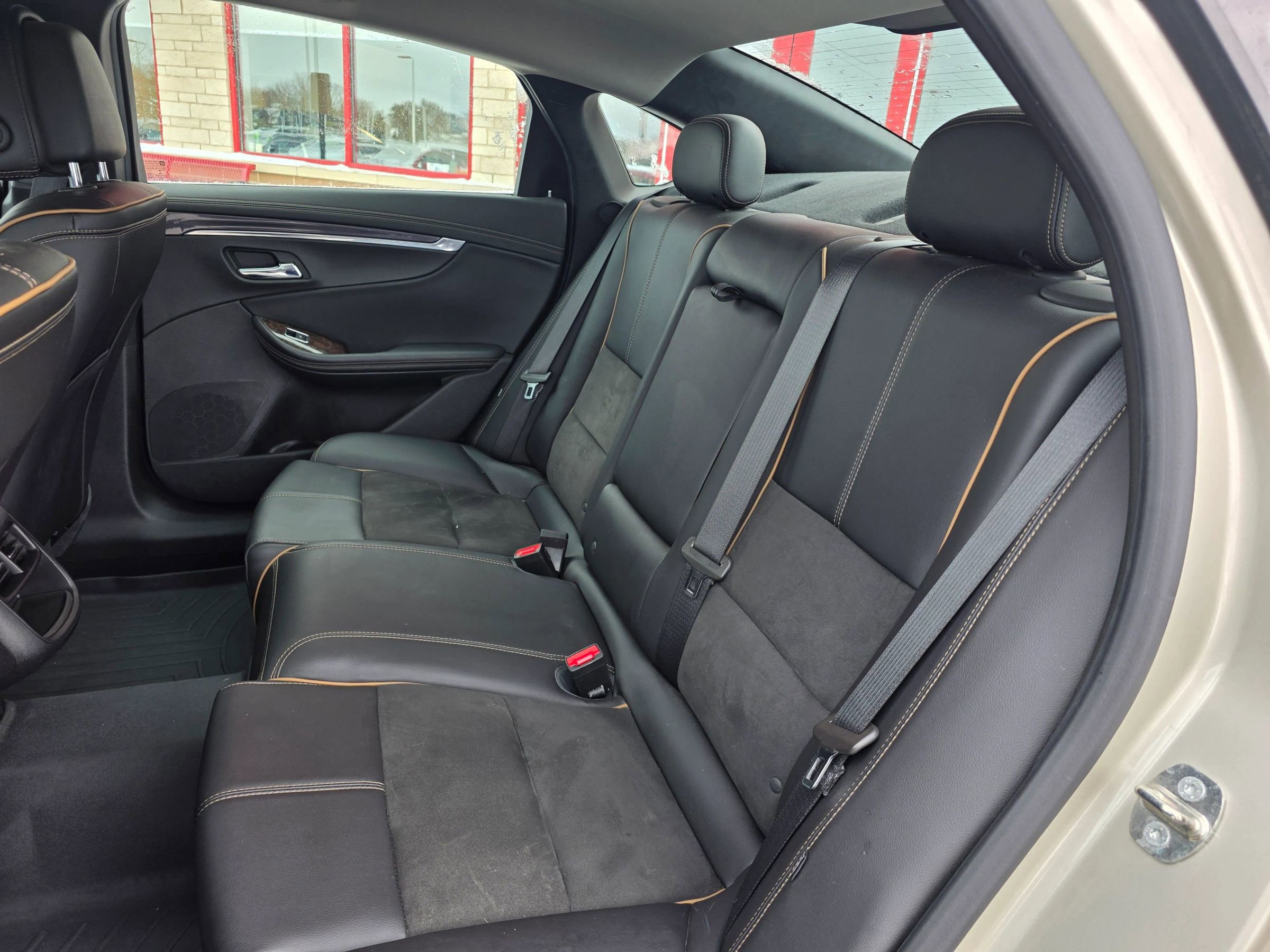 Used 2014 Chevrolet Impala LT w/ Premium Seating Package image 8