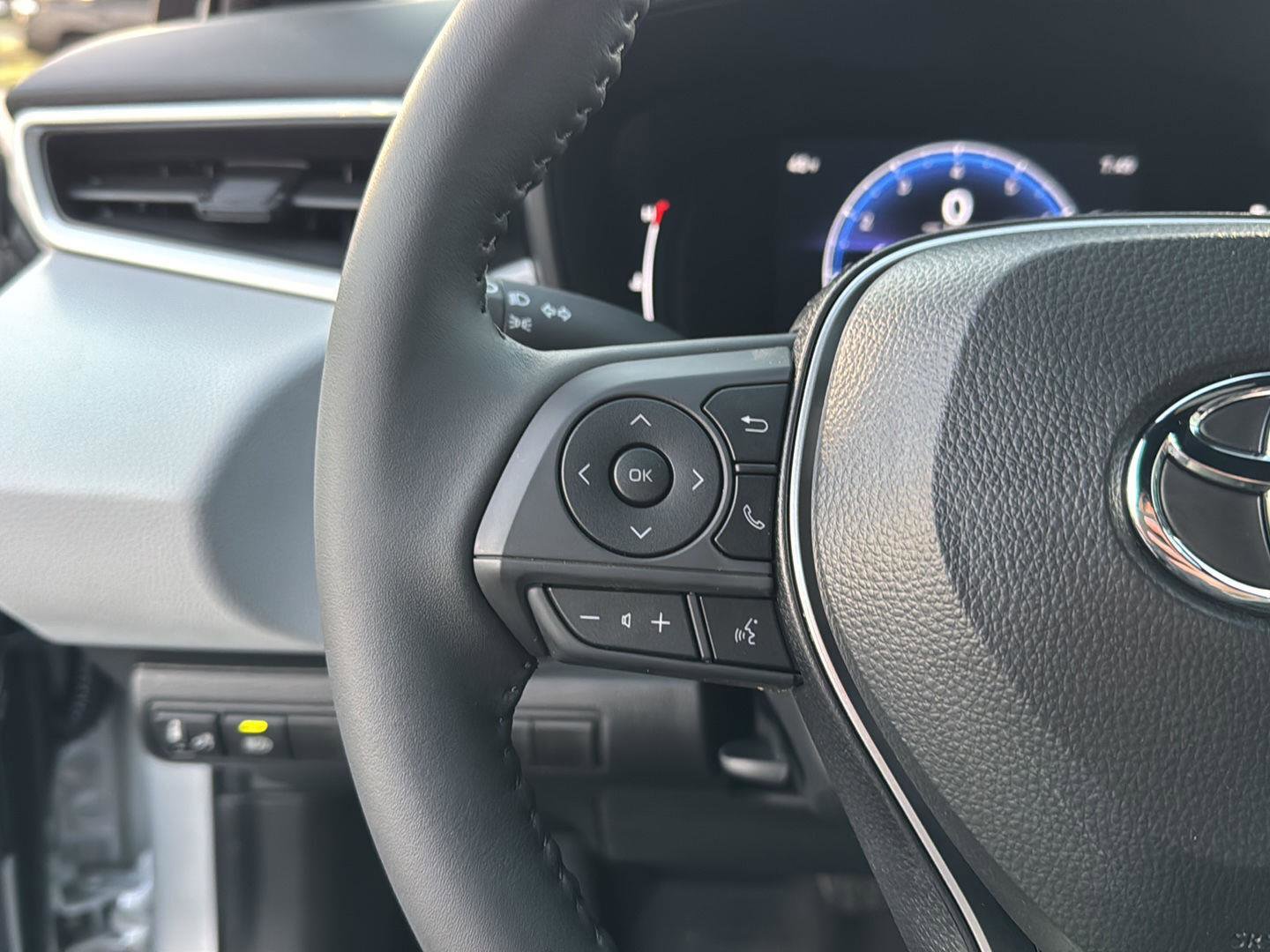 New 2026 Toyota Corolla SE image 18