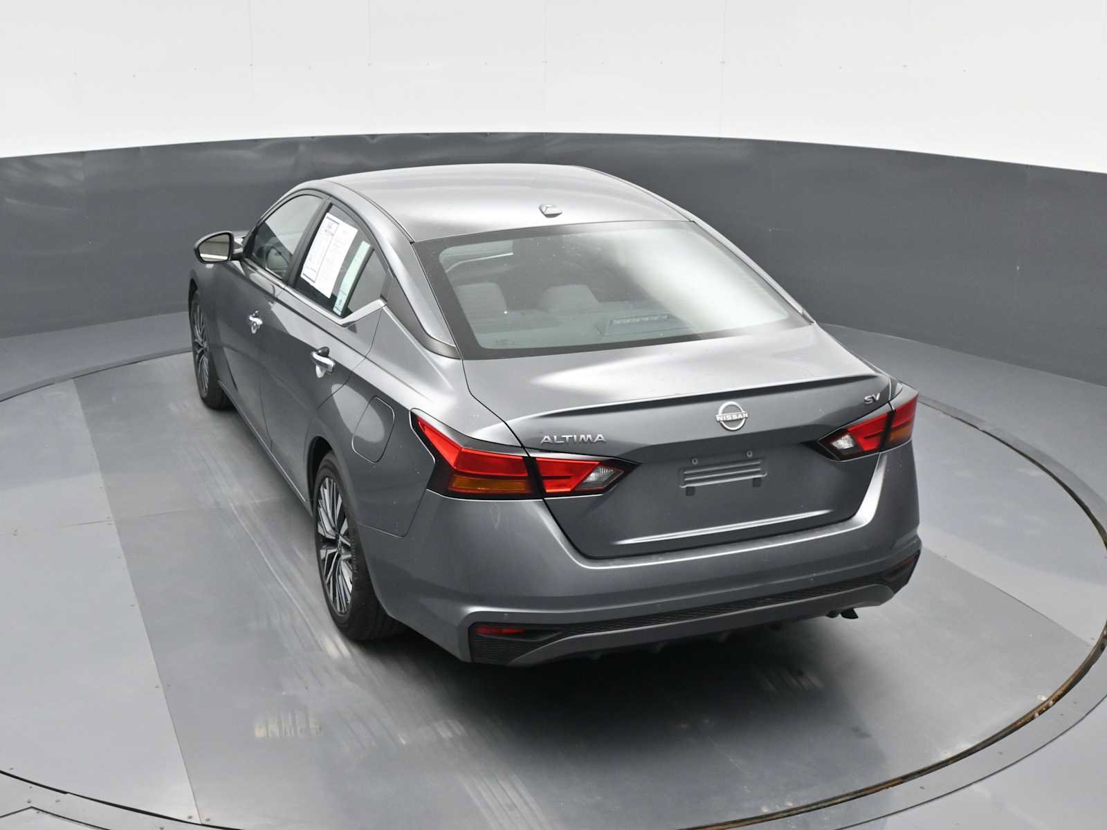 Used 2024 Nissan Altima 2.5 SV image 24