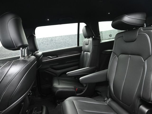 New 2024 Jeep Grand Cherokee L Limited RWD image 13