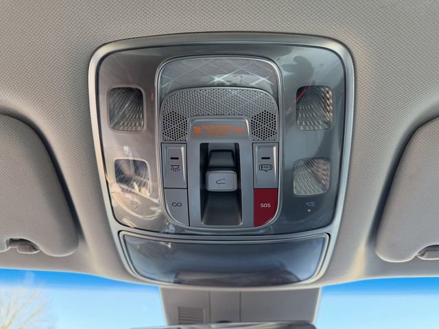 Used 2023 Genesis GV80 2.5T w/ Prestige 20" Package image 20