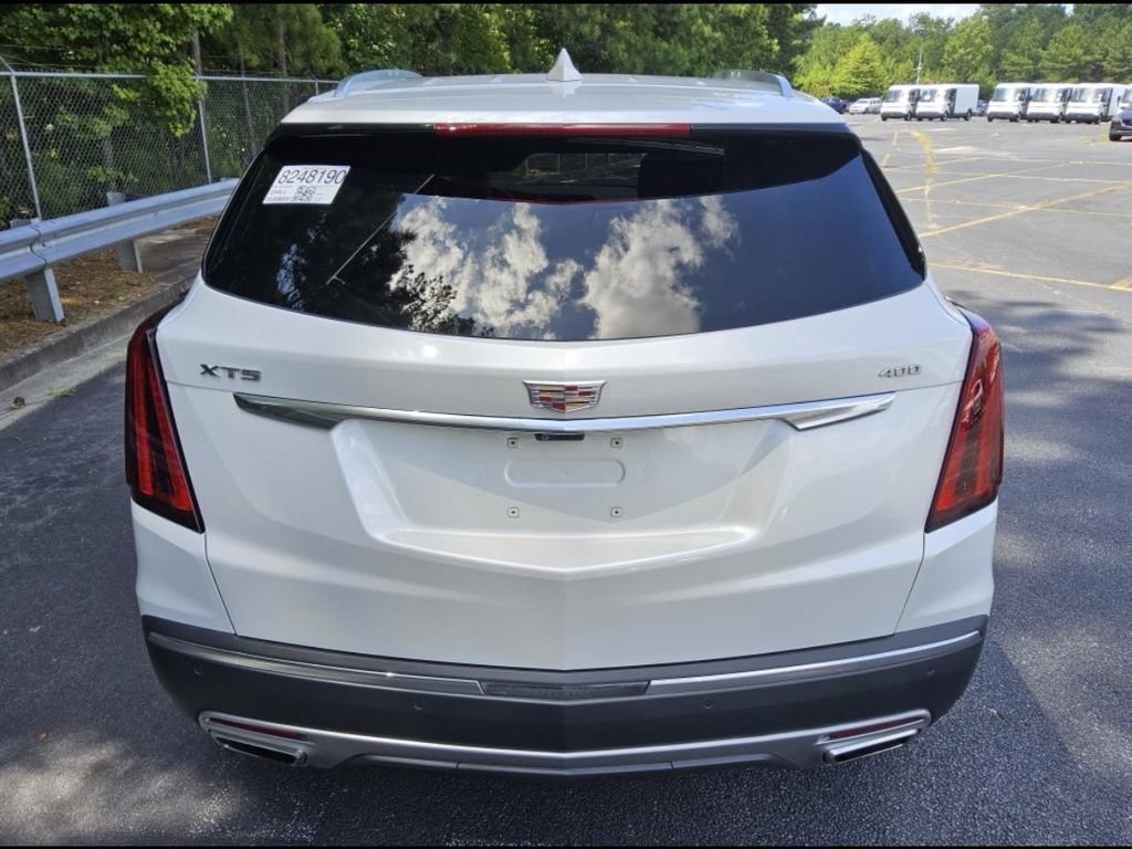 Used 2024 Cadillac XT5 Premium Luxury w/ Technology Package FWD image 5