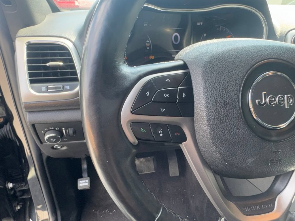 Used 2018 Jeep Grand Cherokee Altitude AWD/4WD image 14