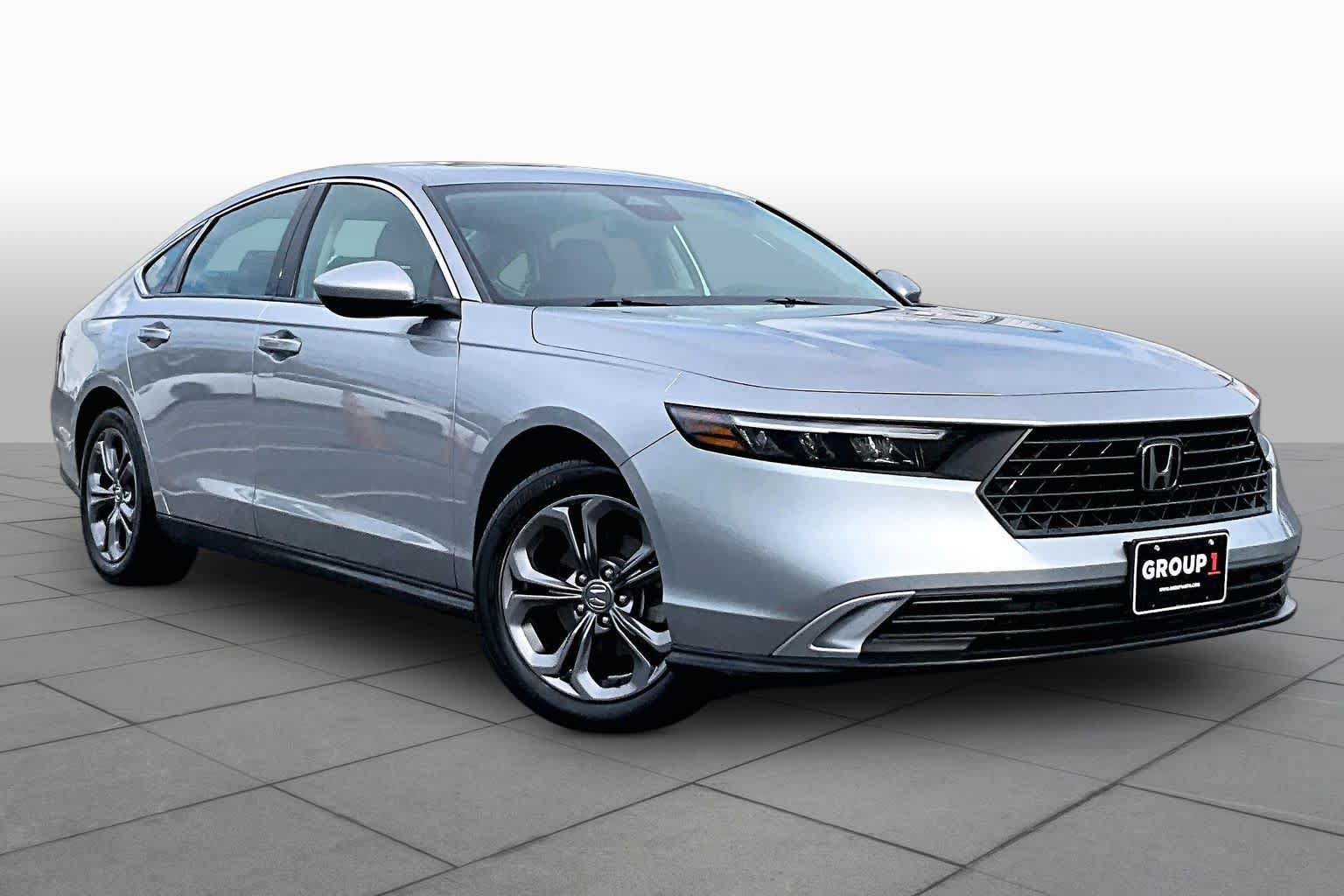 Used 2023 Honda Accord EX image 3