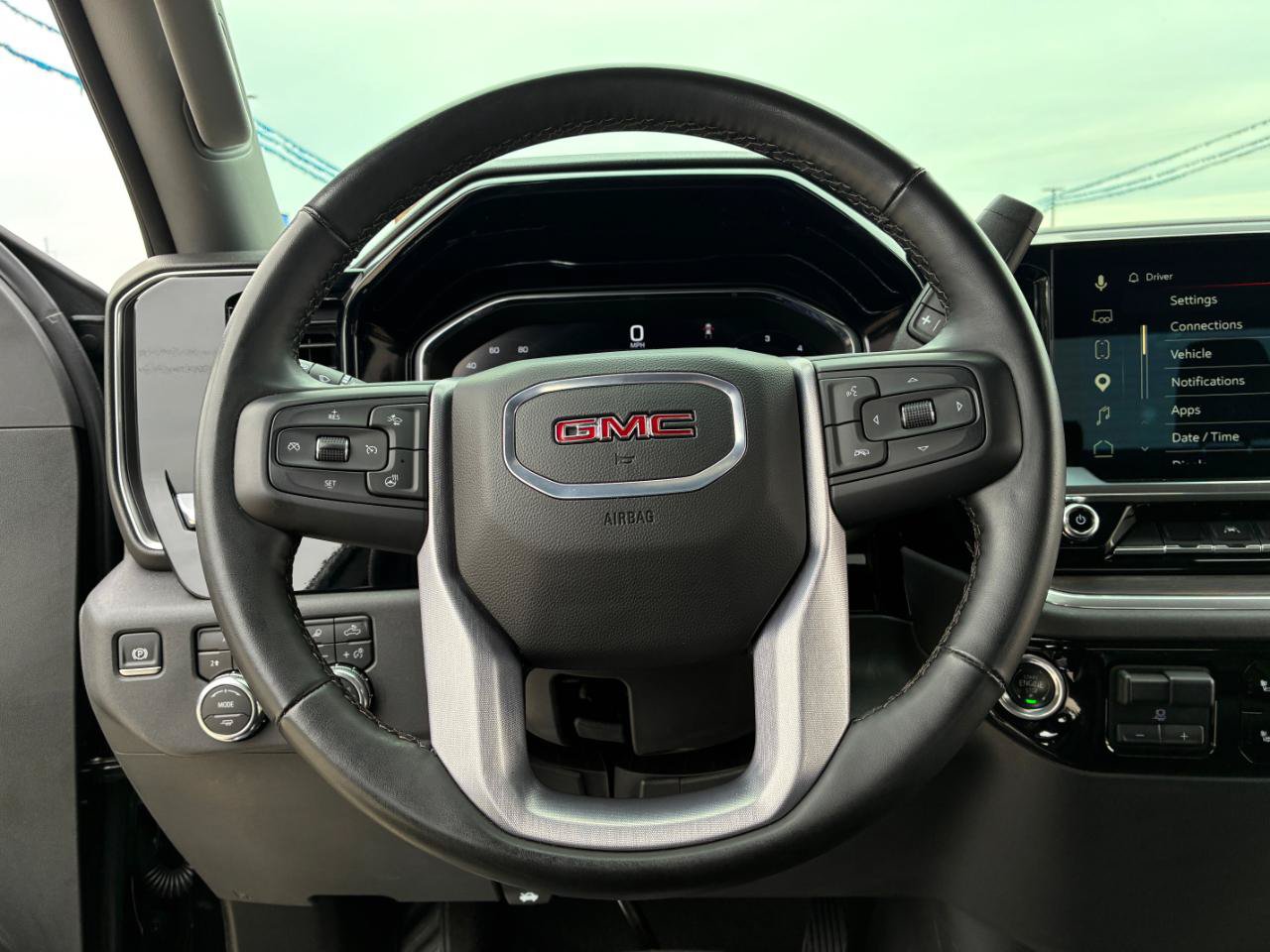 Used 2025 GMC Sierra 1500 SLT AWD/4WD image 16