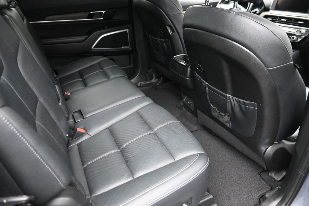 Used 2022 Kia Telluride EX w/ Towing Package FWD image 8
