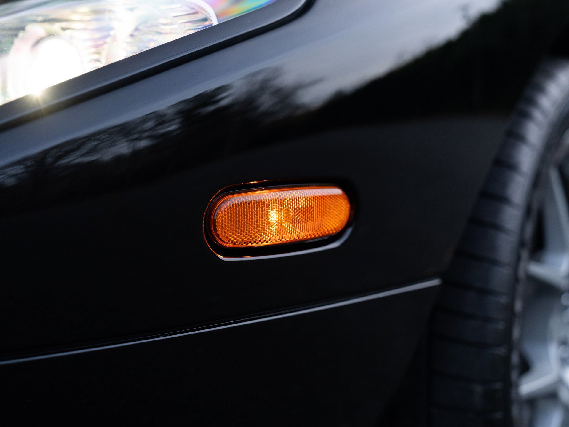 Used 2005 Ford GT image 16