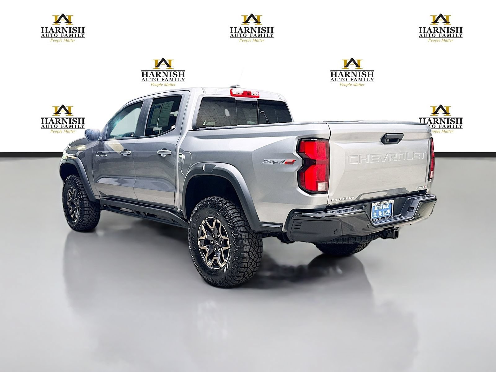 Used 2026 Chevrolet Colorado ZR2 w/ Technology Package AWD/4WD image 9