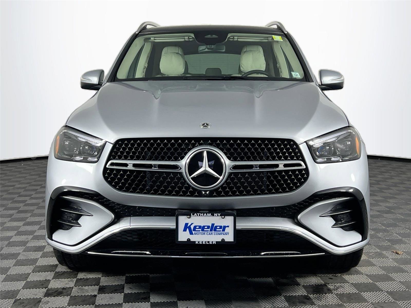 Certified 2025 Mercedes-Benz GLE 350 4MATIC image 9