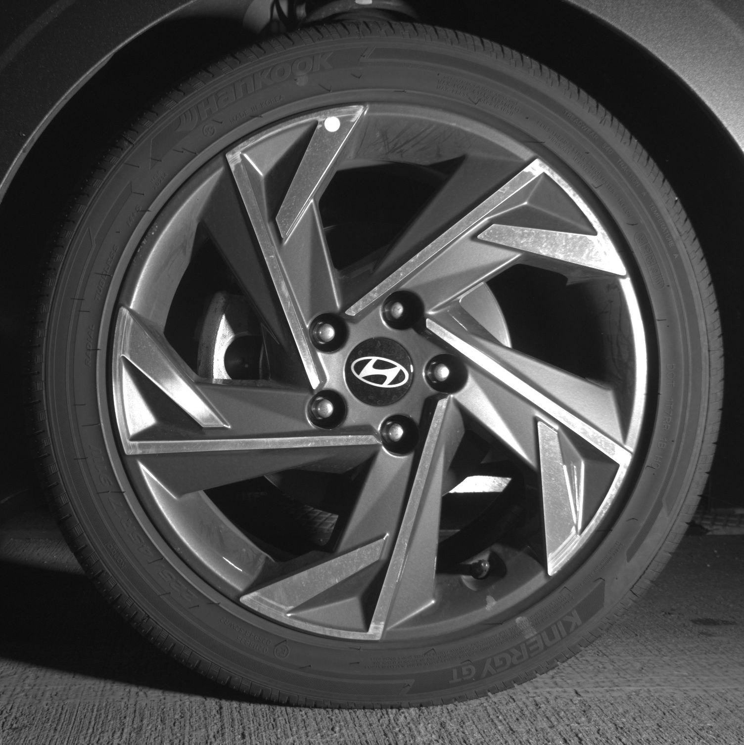 Used 2025 Hyundai Elantra Limited FWD image 12