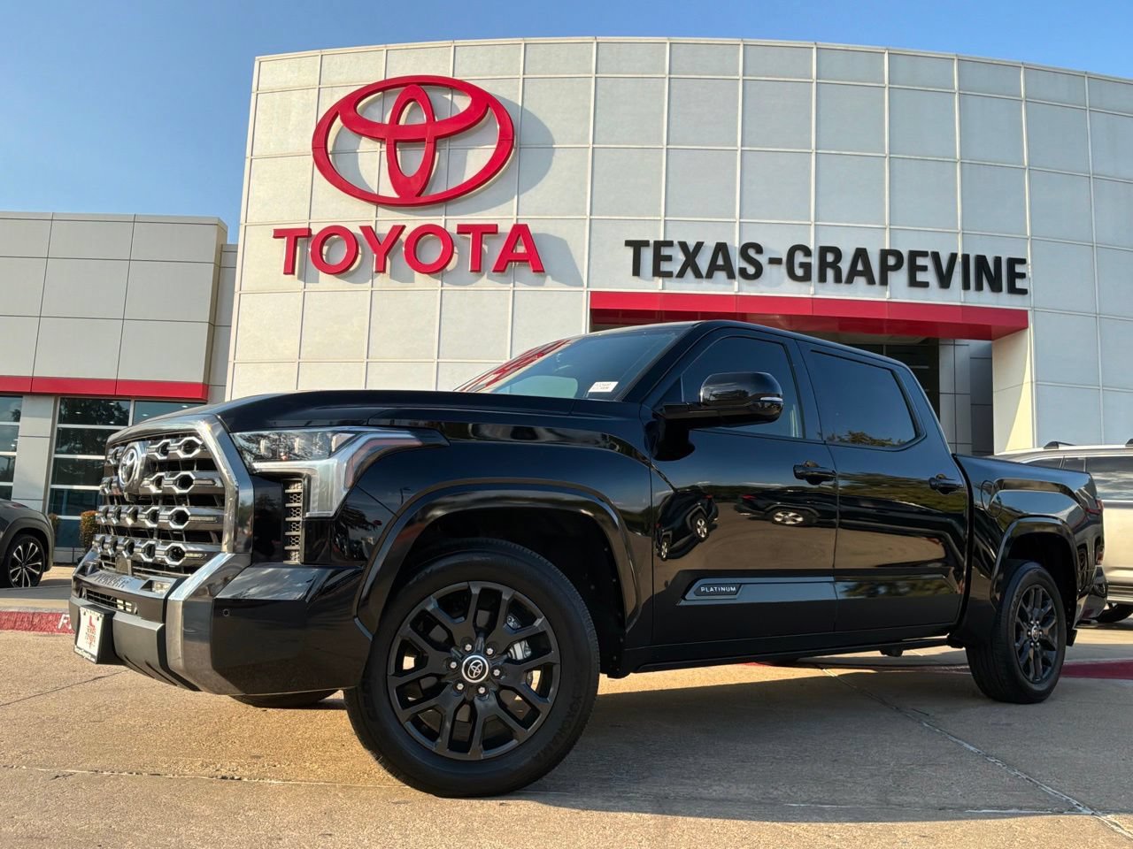 Used 2023 Toyota Tundra Platinum RWD image 2