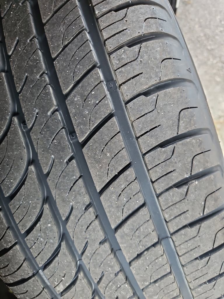 Used 2024 Land Rover Range Rover Velar Dynamic SE image 35