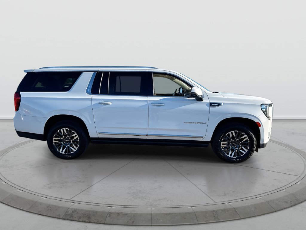 Used 2024 GMC Yukon XL Denali w/ Max Trailering Package AWD/4WD image 9