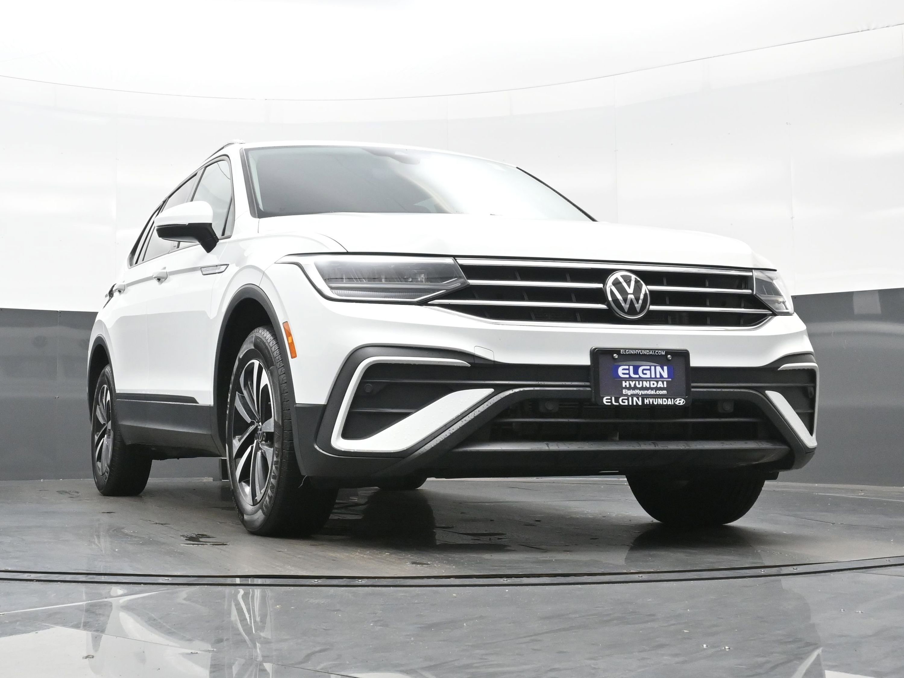 Used 2023 Volkswagen Tiguan S FWD image 30