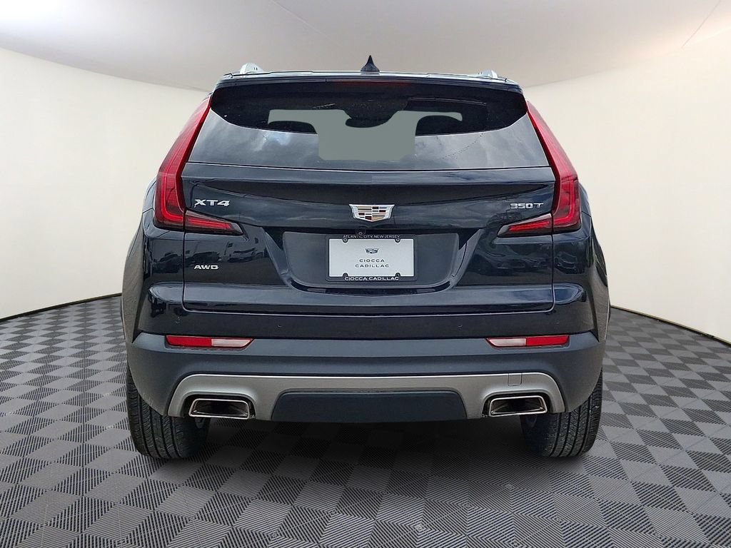 Used 2022 Cadillac XT4 Premium Luxury w/ Safety Alert Package AWD/4WD image 5
